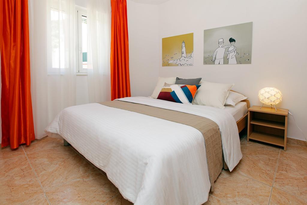 Apartments Villa Adria Bol Exteriér fotografie