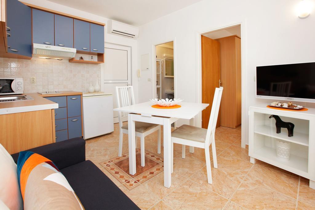 Apartments Villa Adria Bol Exteriér fotografie